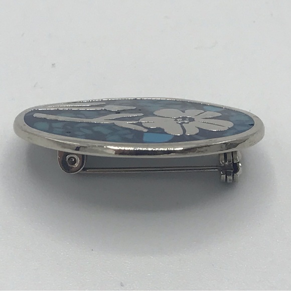 Flower Pin - Picture 3 of 8